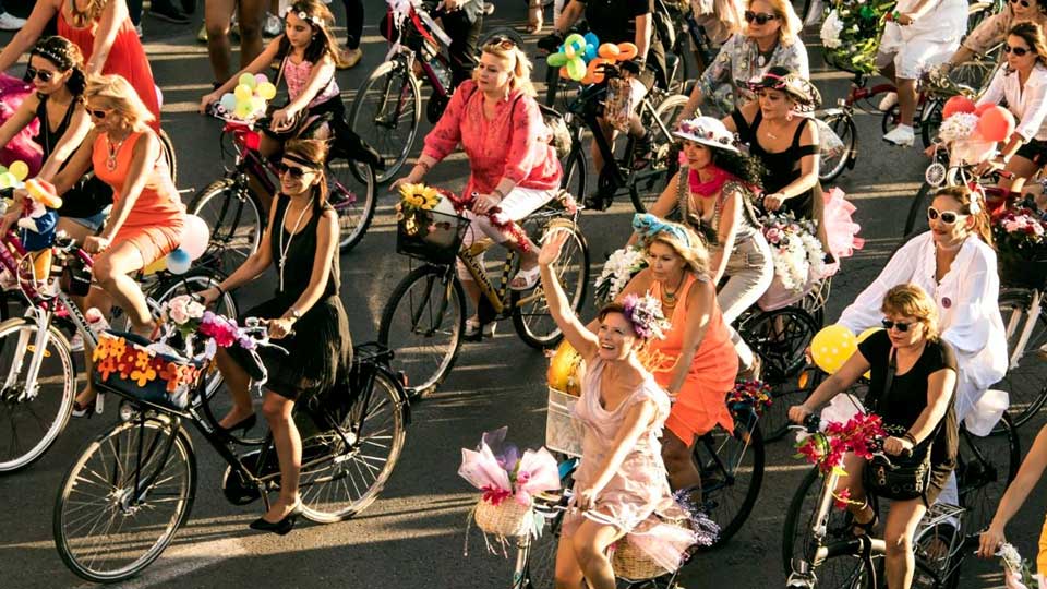 Fancy-Women-Bike-Ride  