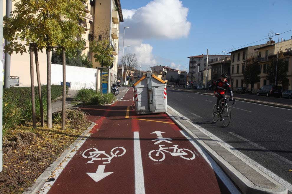 immagine-pista-ciclabile-Viale-talenti-Firenze  