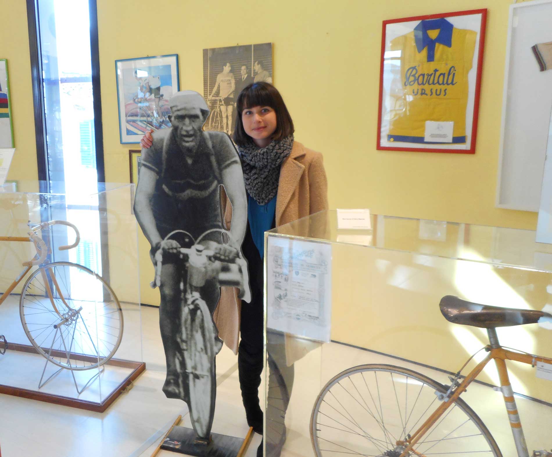 Bicicletta del nonno Gino e poster Museo-del-Ciclismo-Gino-Bartali-