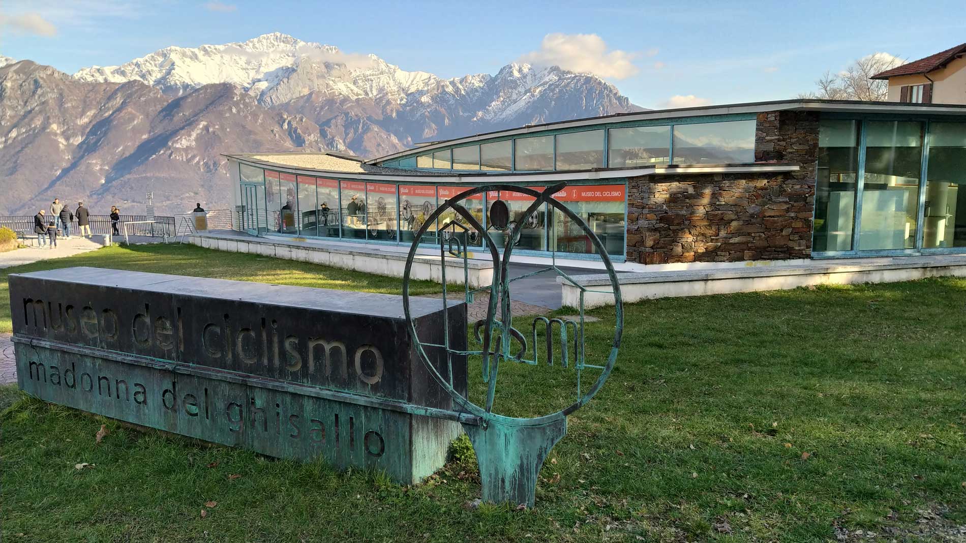 esterno-Museo-del-Cicllismo-Madonna-del-Ghisallo