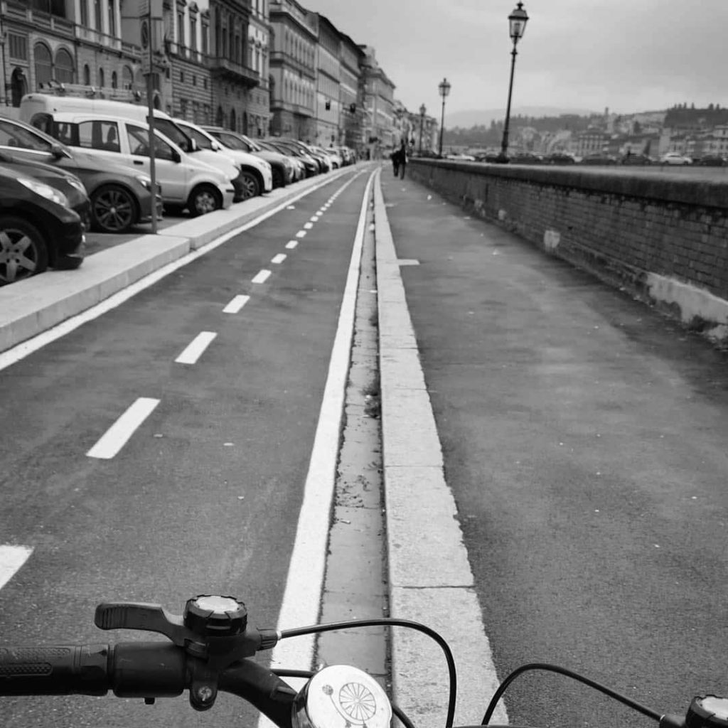 pista-ciclabile-firenze-1024x1024  